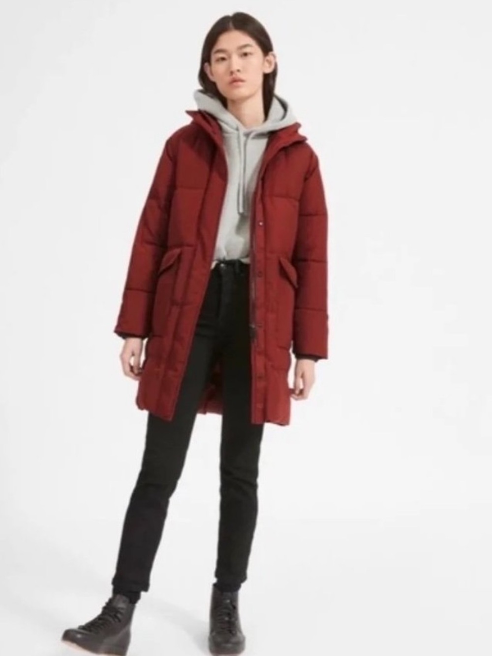 Everlane ReNew Long Puffer Hooded Jacket in Red Sz S